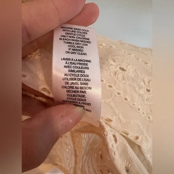 NWT Industry Embroidered Eyelet Puff Sleeve Button-Up Cream Shirt - Picture 3 of 4